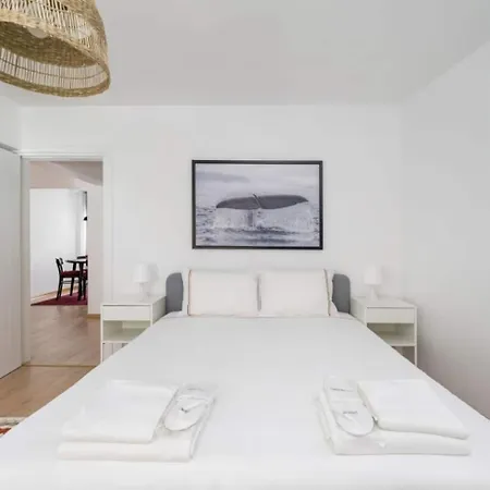 Charming Cozy 2bed1bath Shoreline Bebek! #95 Estambul