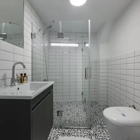Charming Cozy 2bed1bath Shoreline Bebek! #95 Apartamento