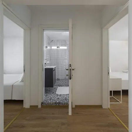 Charming Cozy 2bed1bath Shoreline Bebek! #95 Апартаменты Стамбул