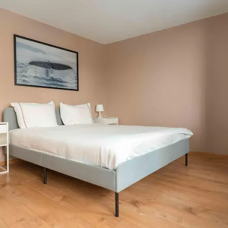 Charming Cozy 2bed1bath Shoreline Bebek! #95