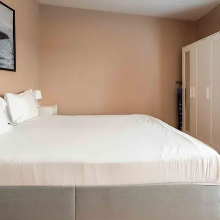 Charming Cozy 2bed1bath Shoreline Bebek! #95 Apartment *