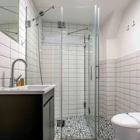 Charming Cozy 2bed1bath Shoreline Bebek! #95 Apartment Istanbul